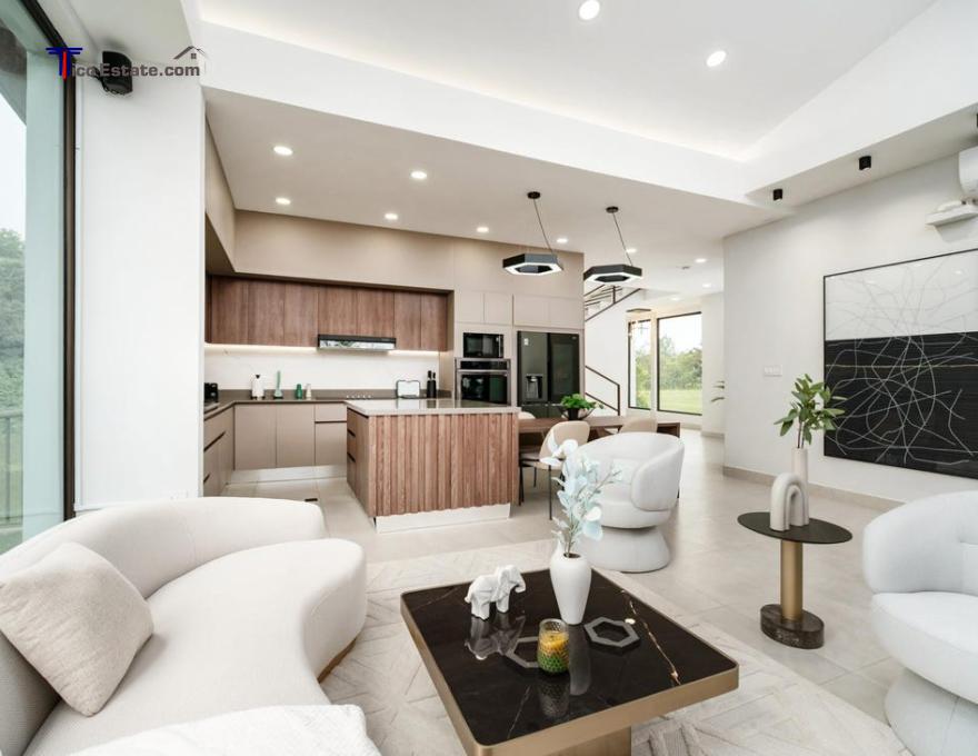 Imagen de muestra: Casa familiar en Alajuela